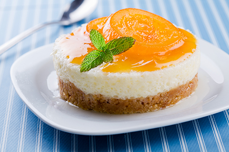 Cheesecake fit de iogurte com laranja